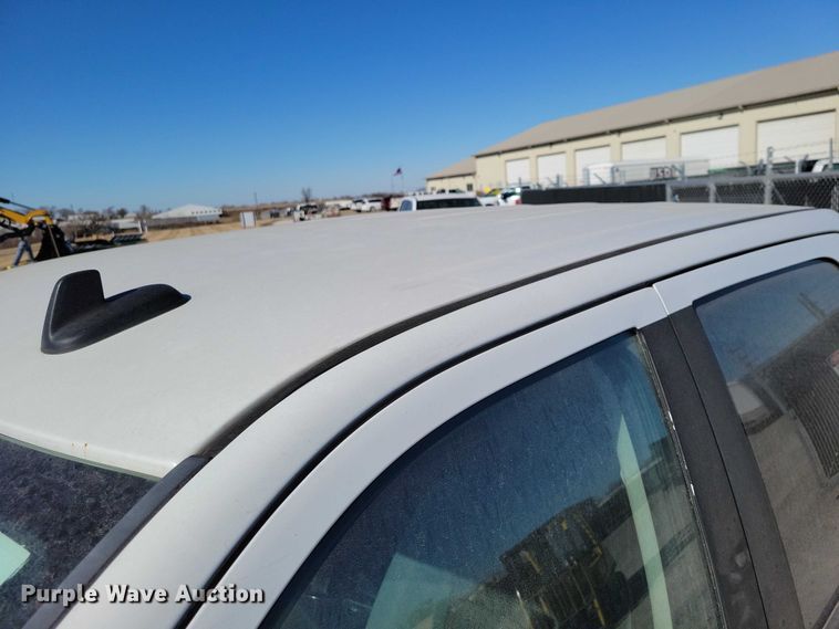 image for item EE0872 2017 RAM 1500 Crew Cab pickup truck