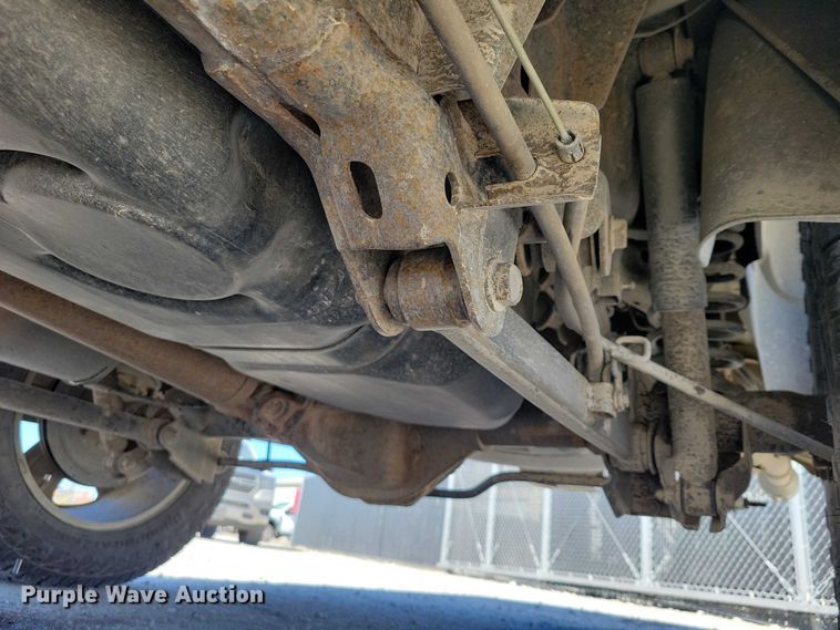 image for item EE0872 2017 RAM 1500 Crew Cab pickup truck