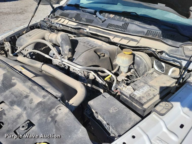 image for item EE0872 2017 RAM 1500 Crew Cab pickup truck