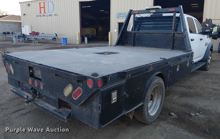 image for item EE5151 2016 RAM 5500 Crew Cab flatbed truck