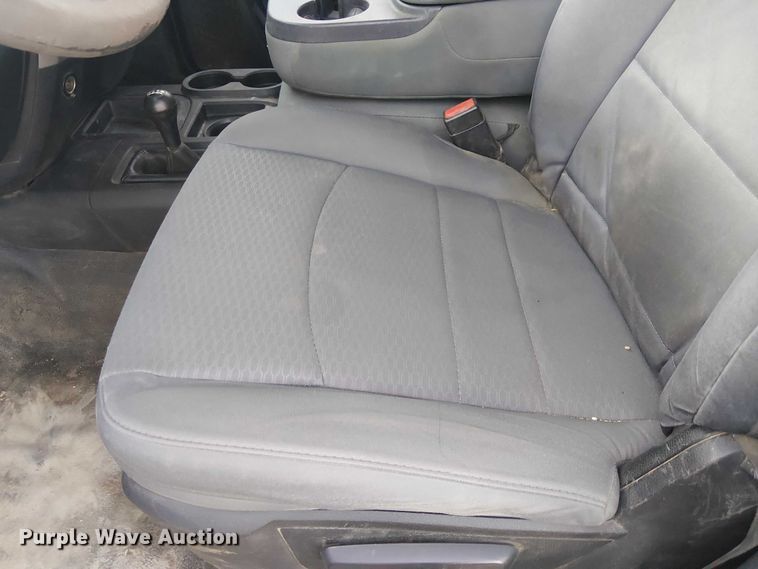 image for item EE5151 2016 RAM 5500 Crew Cab flatbed truck