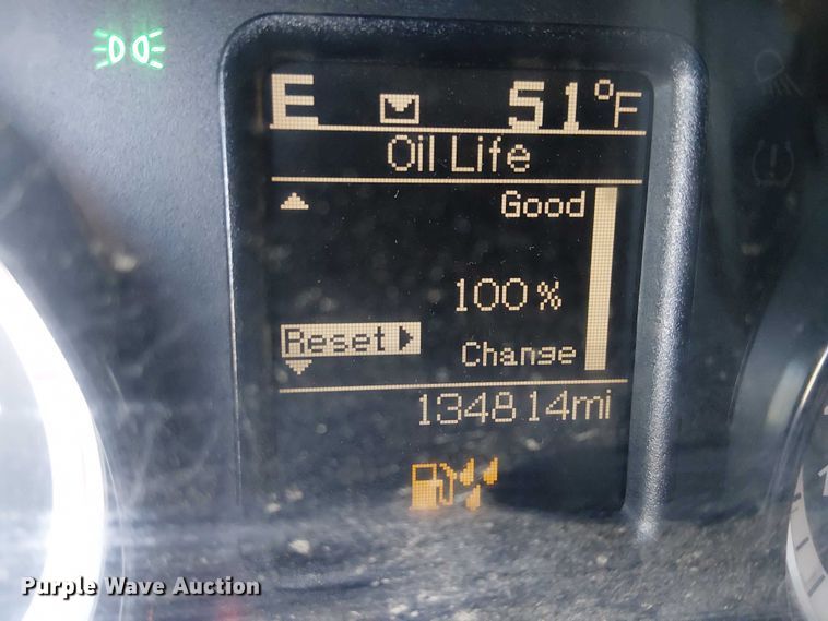 image for item EE5151 2016 RAM 5500 Crew Cab flatbed truck