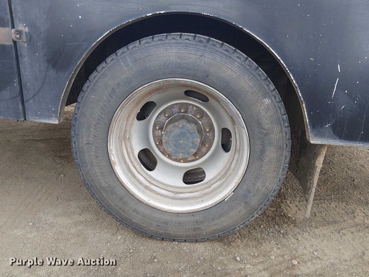 image for item EE5151 2016 RAM 5500 Crew Cab flatbed truck