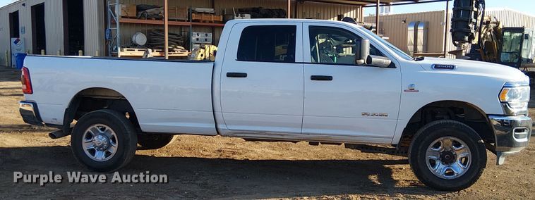 image for item EE5152 2020 RAM 3500 Crew Cab pickup truck