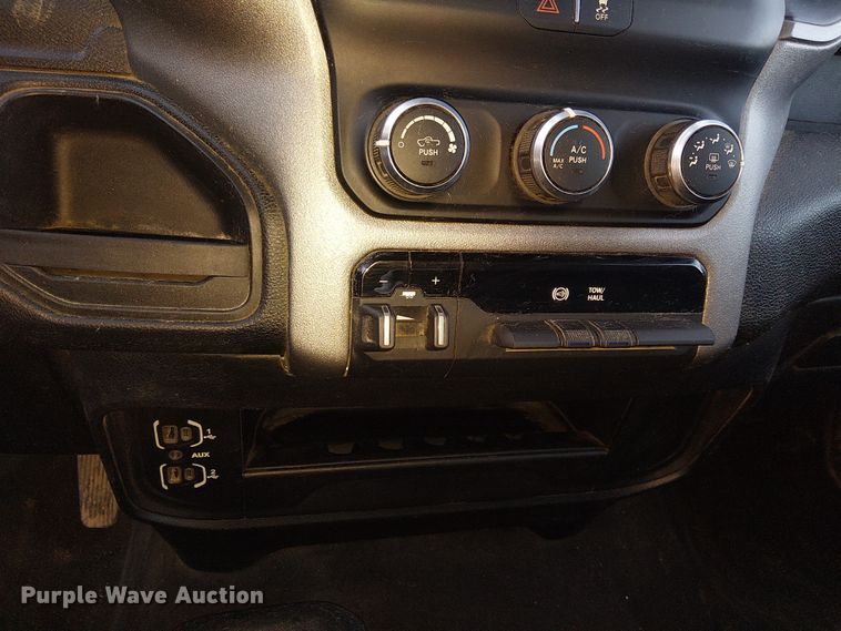 image for item EE5152 2020 RAM 3500 Crew Cab pickup truck