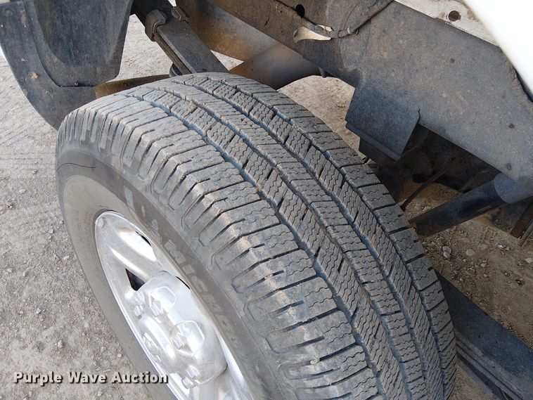 image for item EE5152 2020 RAM 3500 Crew Cab pickup truck