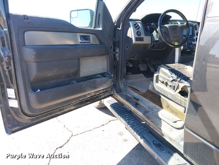 image for item EE5161 2014 Ford F150 Crew Cab pickup truck