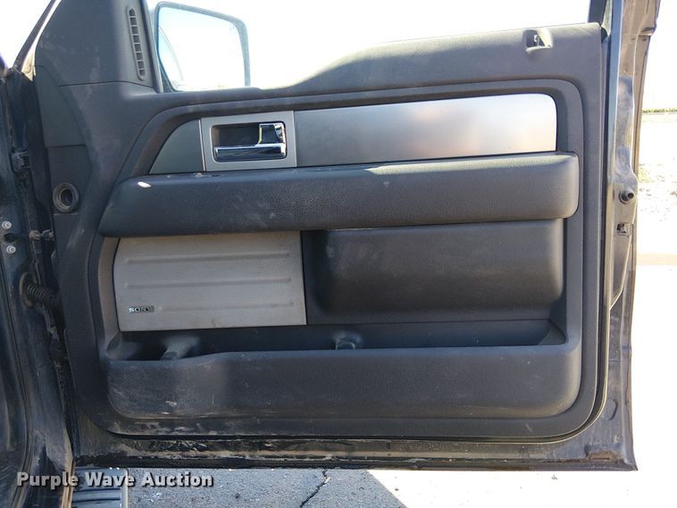 image for item EE5161 2014 Ford F150 Crew Cab pickup truck