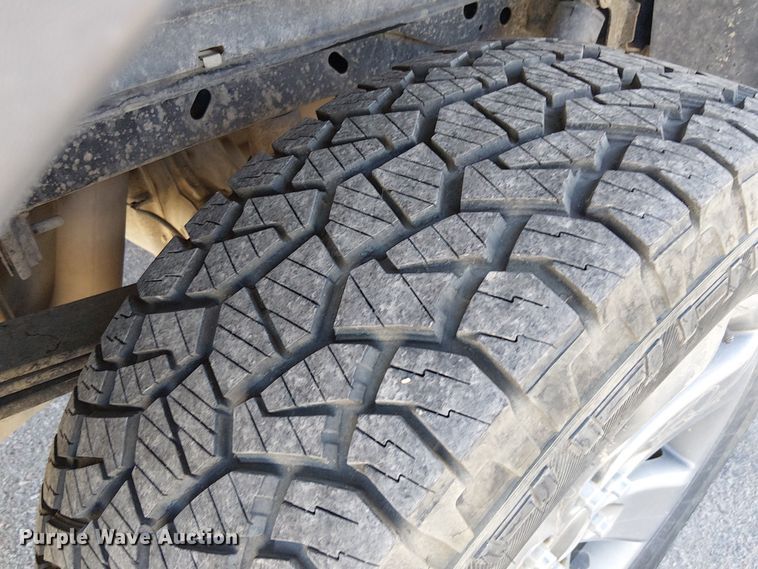 image for item EE5161 2014 Ford F150 Crew Cab pickup truck