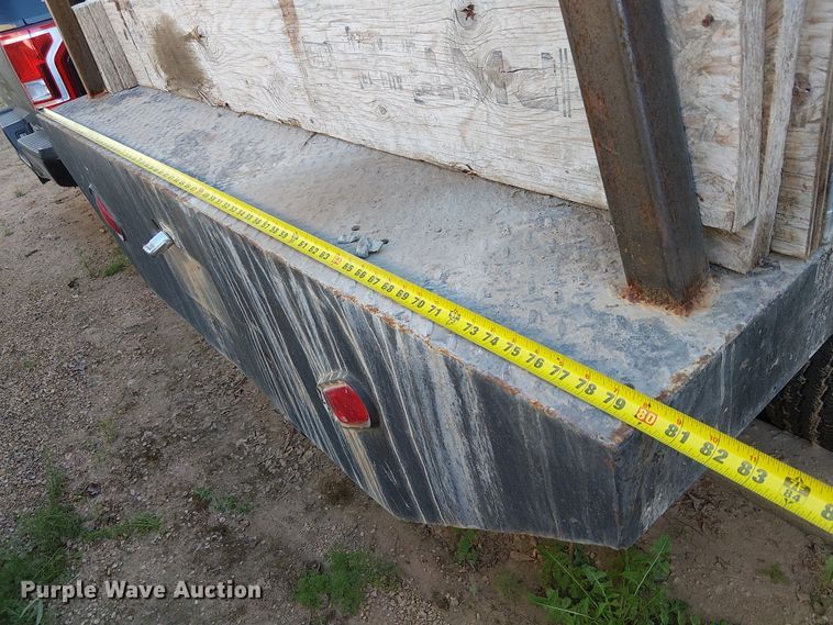 image for item EE5162 2017 RAM 2500 Crew Cab flatbed pickup truck