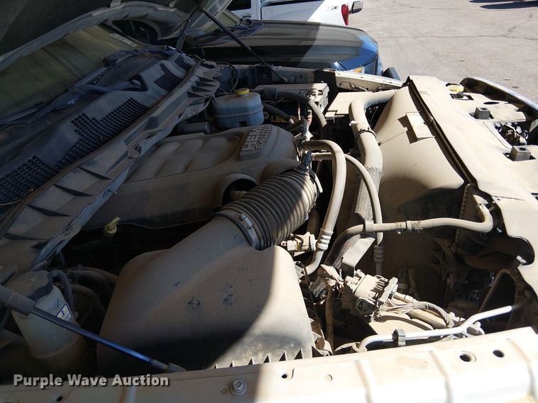 image for item EE5162 2017 RAM 2500 Crew Cab flatbed pickup truck