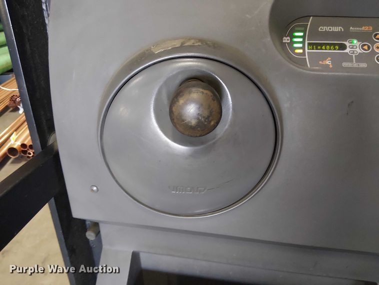 image for item EE5187 2016 Crown SP3520-30 order picker