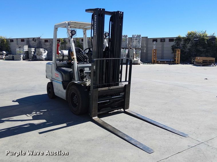 image for item EE5189 2016 UniCarriers PF70 forklift