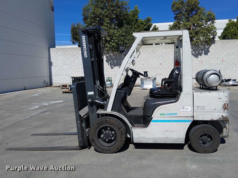 image for item EE5189 2016 UniCarriers PF70 forklift