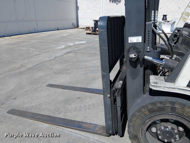 image for item EE5189 2016 UniCarriers PF70 forklift