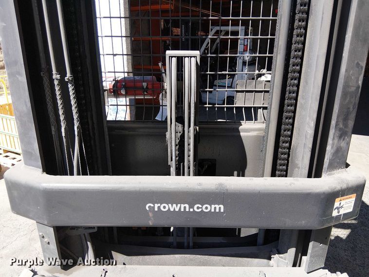 image for item EE5190 2016 Crown SP3520-30 order picker