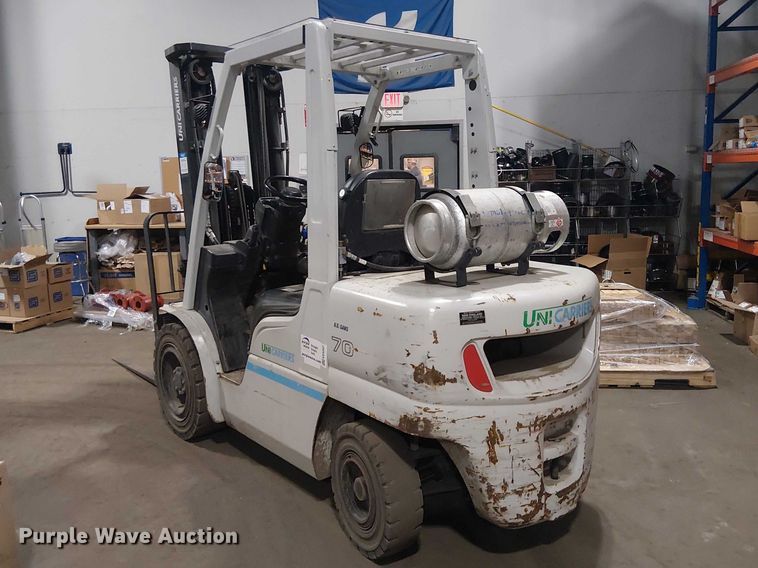 image for item EE5207 2016 UniCarriers PF70 forklift