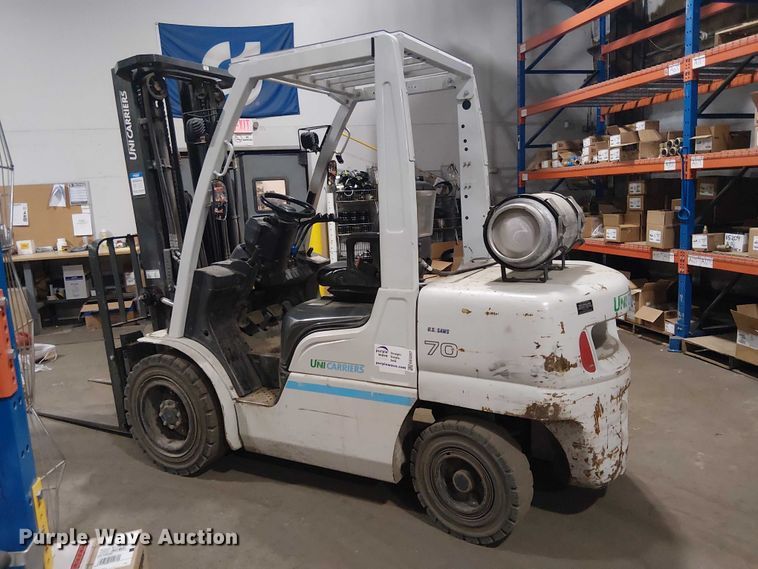 image for item EE5207 2016 UniCarriers PF70 forklift