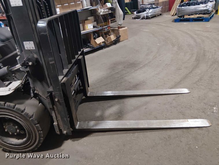 image for item EE5207 2016 UniCarriers PF70 forklift