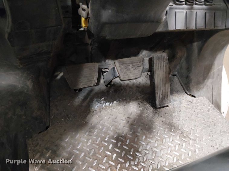 image for item EE5207 2016 UniCarriers PF70 forklift