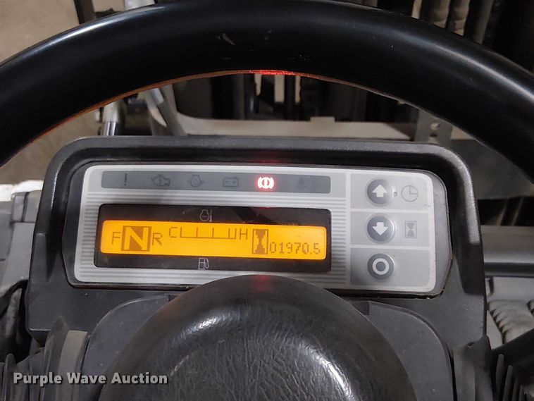 image for item EE5207 2016 UniCarriers PF70 forklift