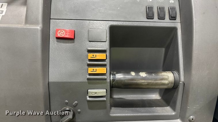 image for item EE6469 2016 Crown SP3520-30 order picker