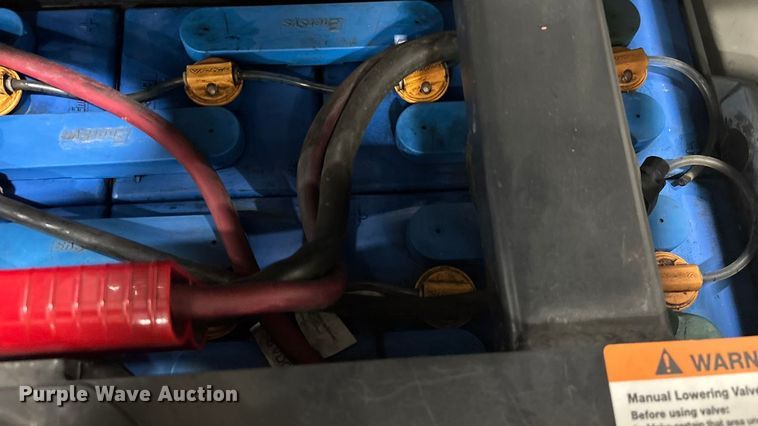 image for item EE6469 2016 Crown SP3520-30 order picker