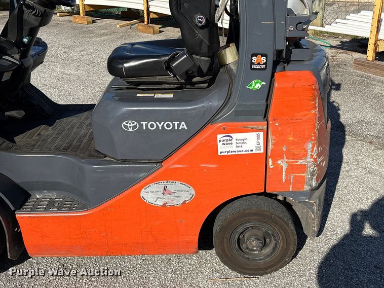 image for item EF1005 2015 Toyota 8FGU18 forklift