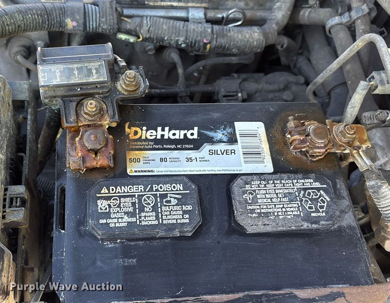 image for item EF1005 2015 Toyota 8FGU18 forklift