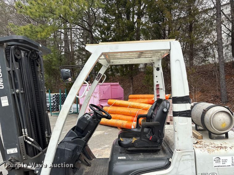 image for item EF1014 2016 UniCarriers PF70 forklift