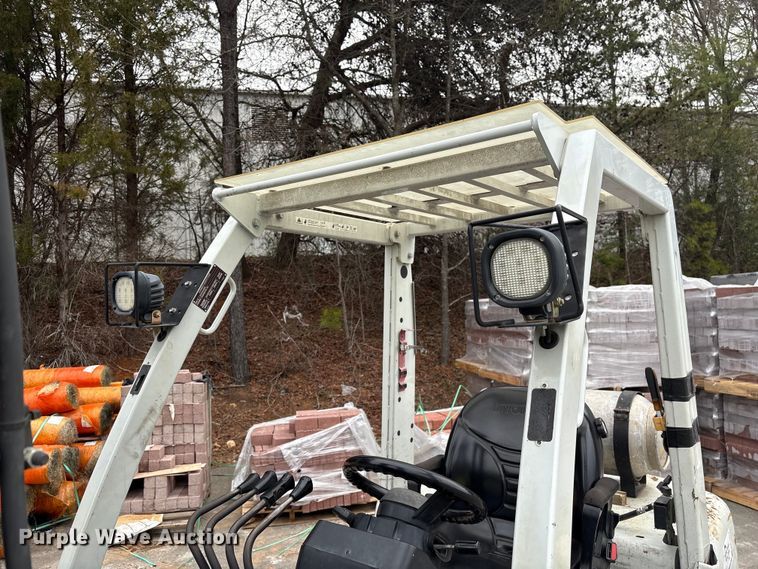 image for item EF1014 2016 UniCarriers PF70 forklift