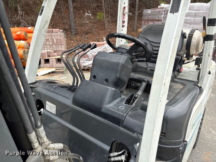 image for item EF1014 2016 UniCarriers PF70 forklift
