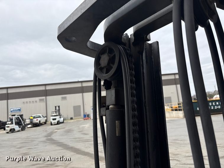 image for item EF1014 2016 UniCarriers PF70 forklift