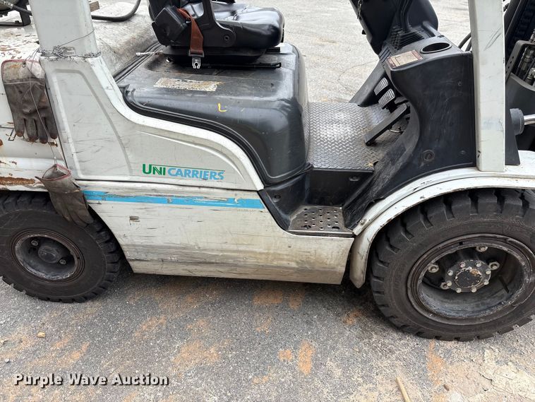 image for item EF1014 2016 UniCarriers PF70 forklift