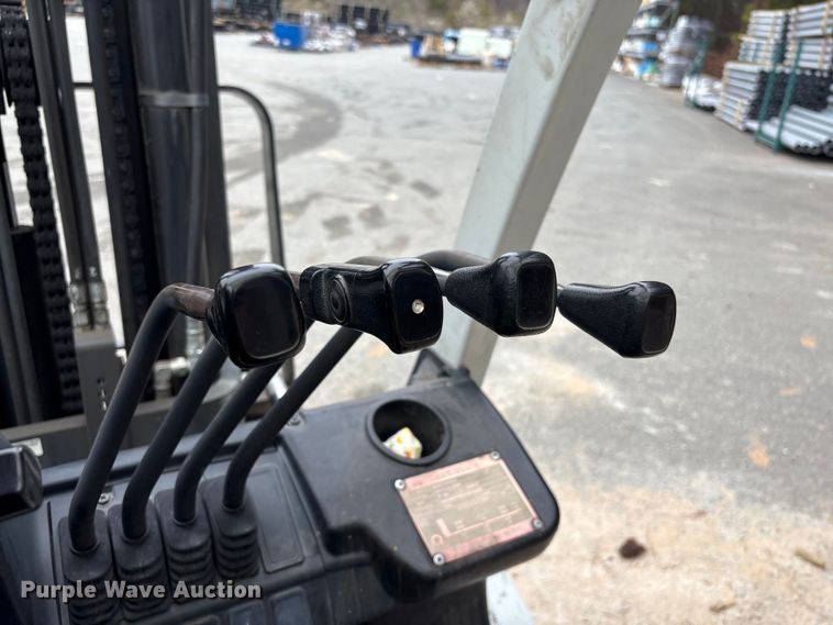 image for item EF1014 2016 UniCarriers PF70 forklift