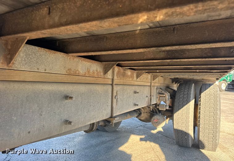 image for item EF2313 2005 International 4300 box truck