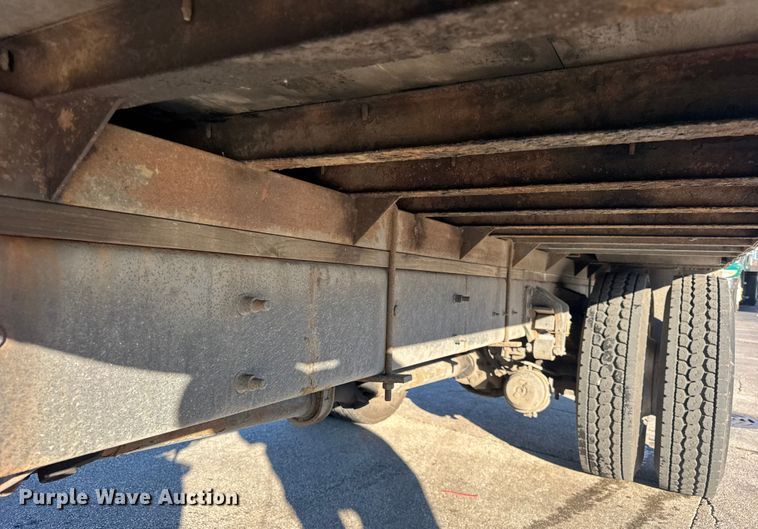 image for item EF2314 2005 International 4300 box truck