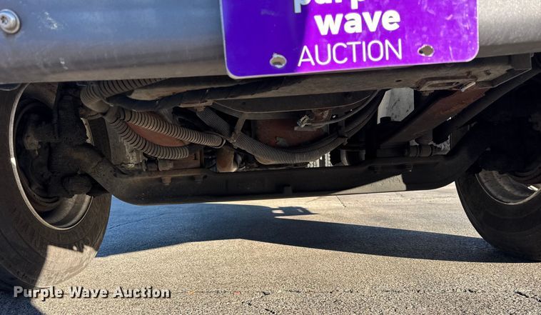 image for item EF2314 2005 International 4300 box truck