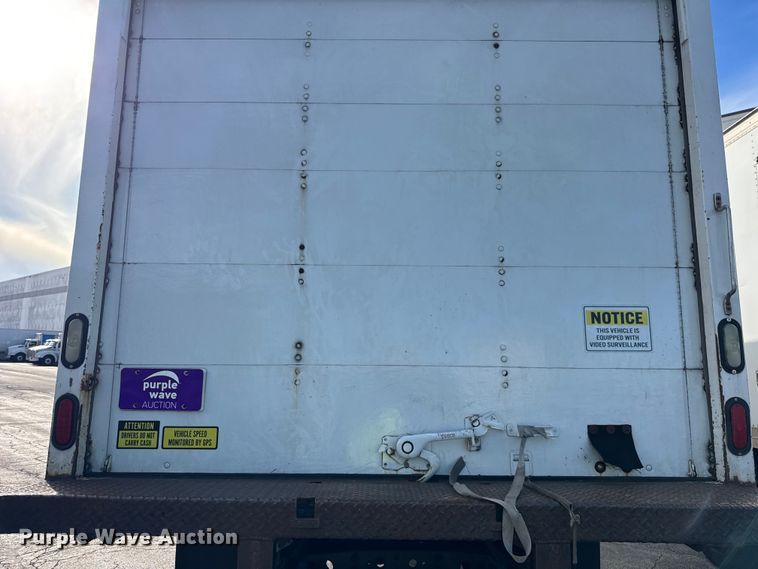image for item EF2318 2007 International 4300 box truck