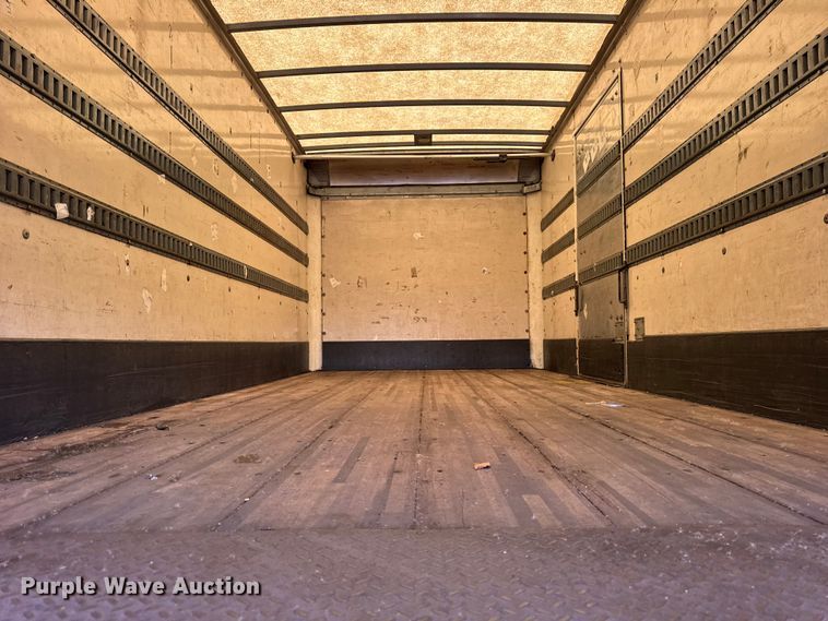 image for item EF2318 2007 International 4300 box truck