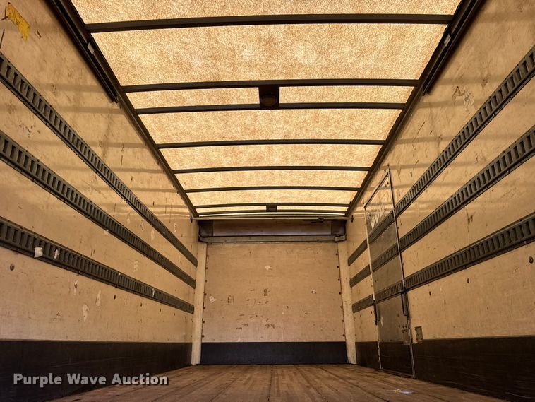 image for item EF2318 2007 International 4300 box truck