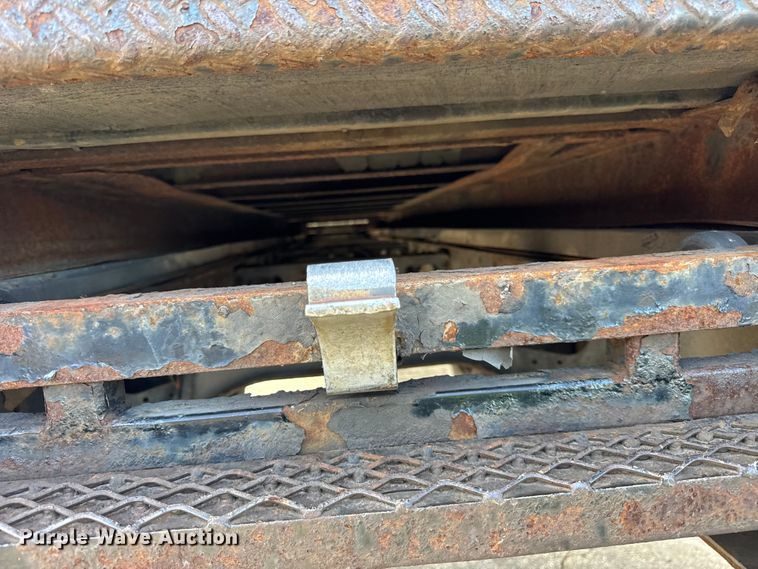 image for item EF2318 2007 International 4300 box truck