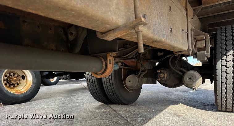 image for item EF2318 2007 International 4300 box truck