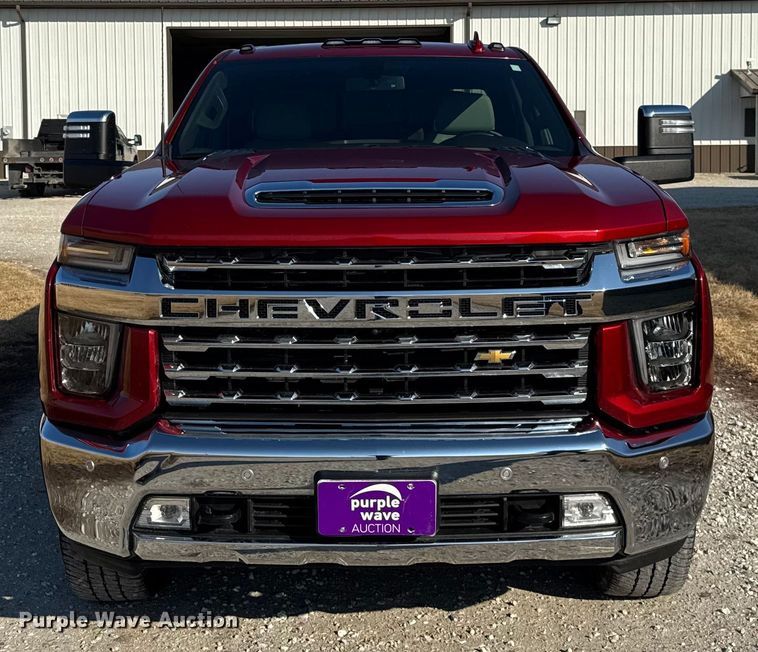 image for item EF2416 2021 Chevrolet 2500HD Ext. Cab pickup truck