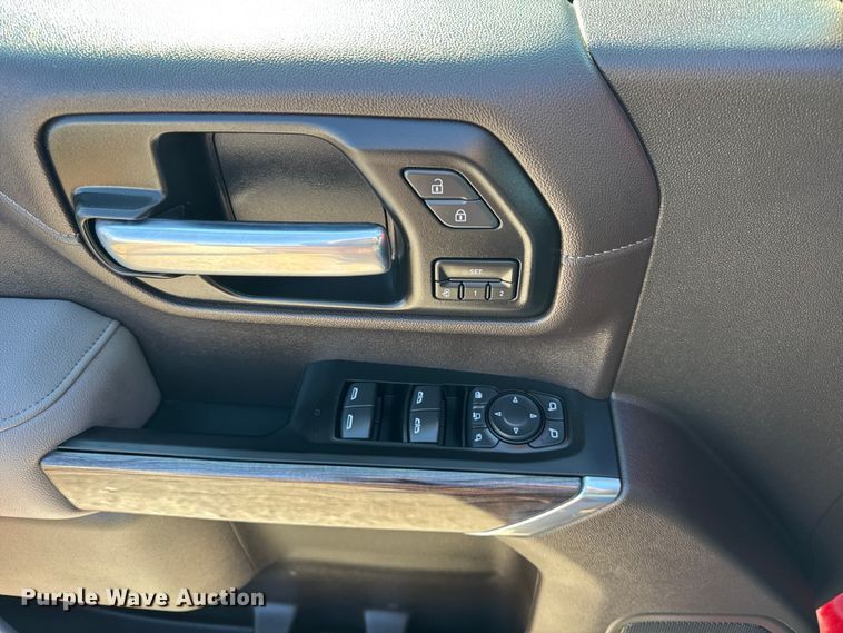 image for item EF2416 2021 Chevrolet 2500HD Ext. Cab pickup truck