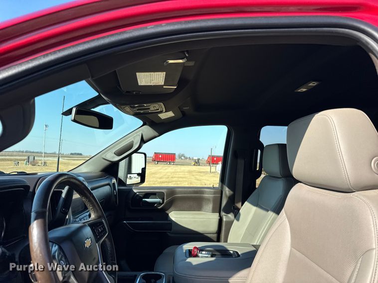 image for item EF2416 2021 Chevrolet 2500HD Ext. Cab pickup truck