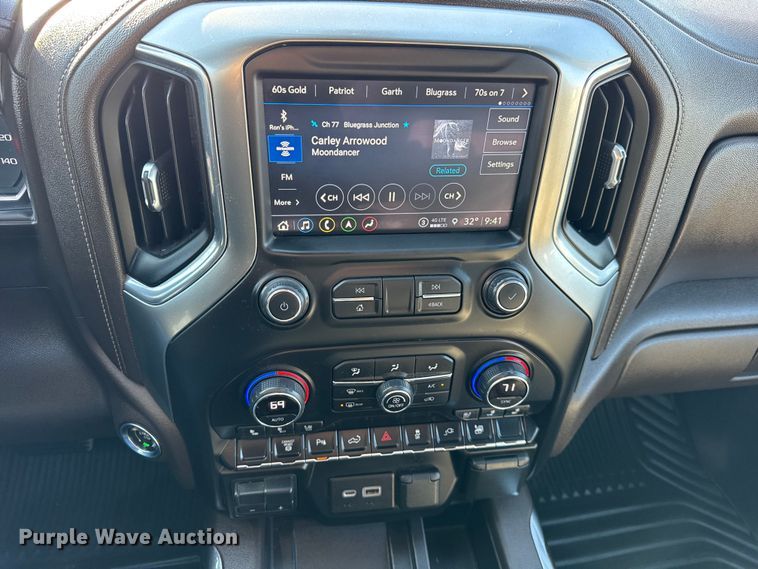 image for item EF2416 2021 Chevrolet 2500HD Ext. Cab pickup truck