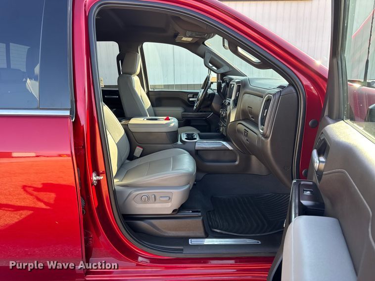 image for item EF2416 2021 Chevrolet 2500HD Ext. Cab pickup truck