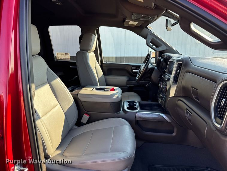 image for item EF2416 2021 Chevrolet 2500HD Ext. Cab pickup truck