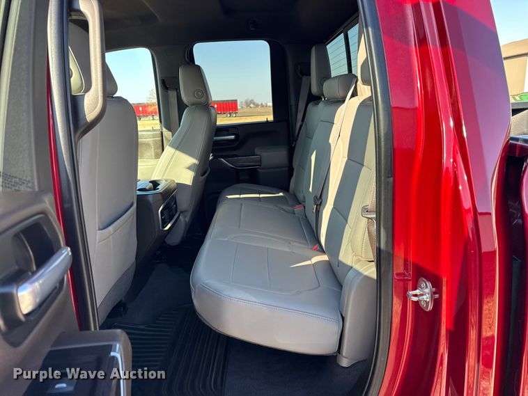 image for item EF2416 2021 Chevrolet 2500HD Ext. Cab pickup truck